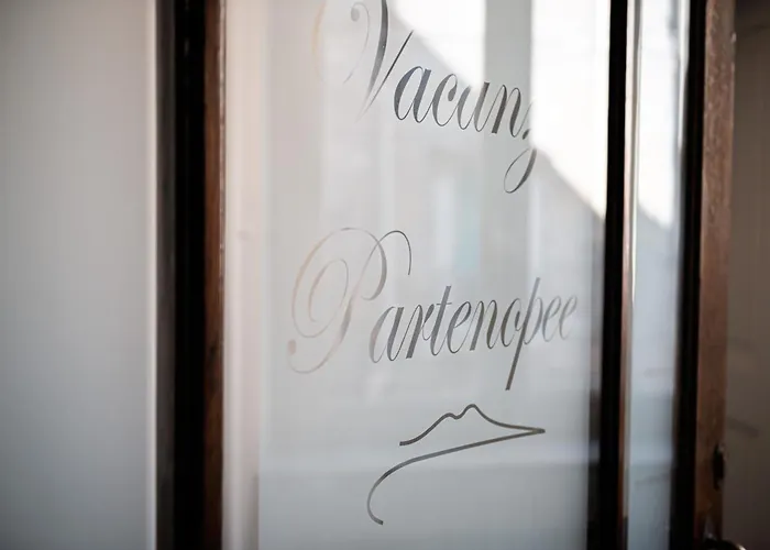 Vacanze Partenopee - San Liborio Napoli